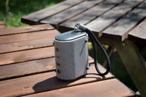 Водоустойчива Bluetooth преносима тонколонка AV:LINK Wave с вградена батерия, сива | AVStore