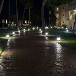 LED градинска лампа 10W 6400K VT-830 V-TAC бяла 25 см | AVStore