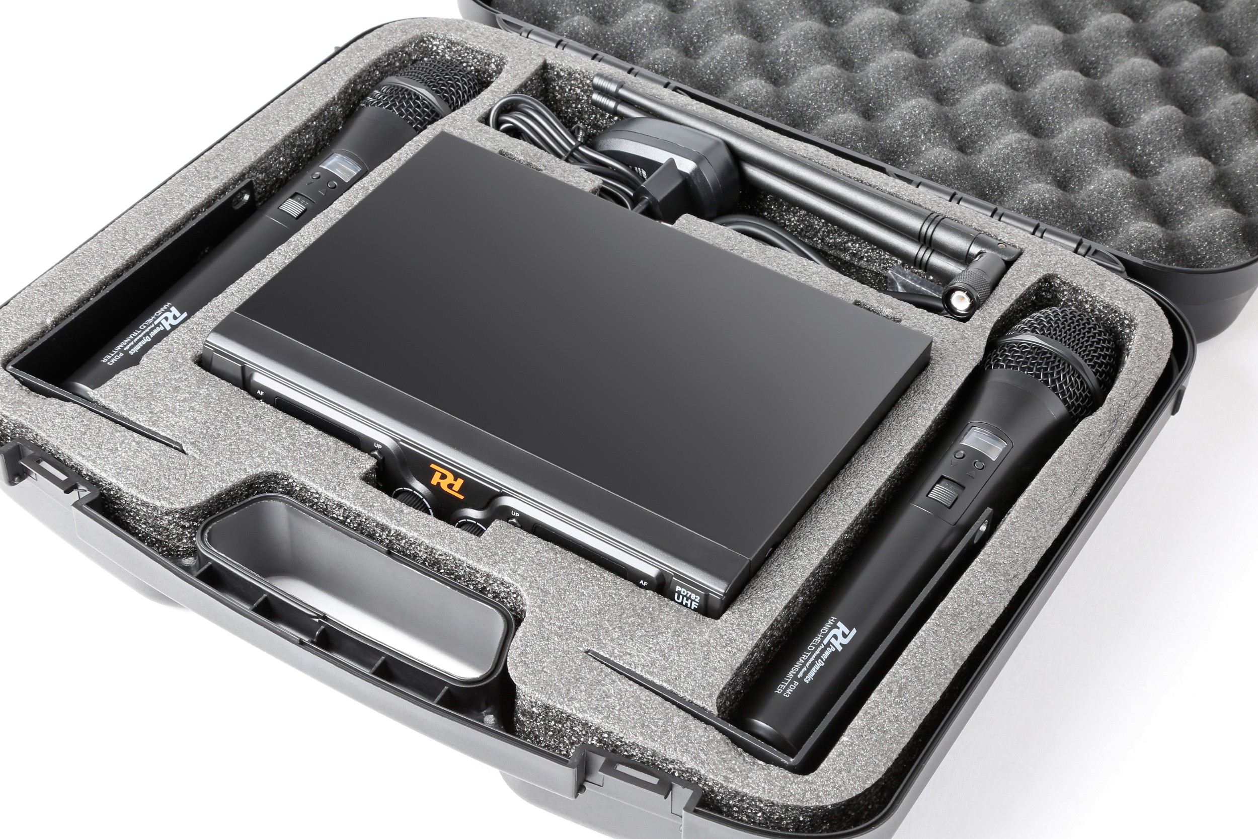 179196_insert2 Безжична микрофонна система Power Dynamics PD782 UHF с 2 ръчни микрофона 8 канала | AVStore