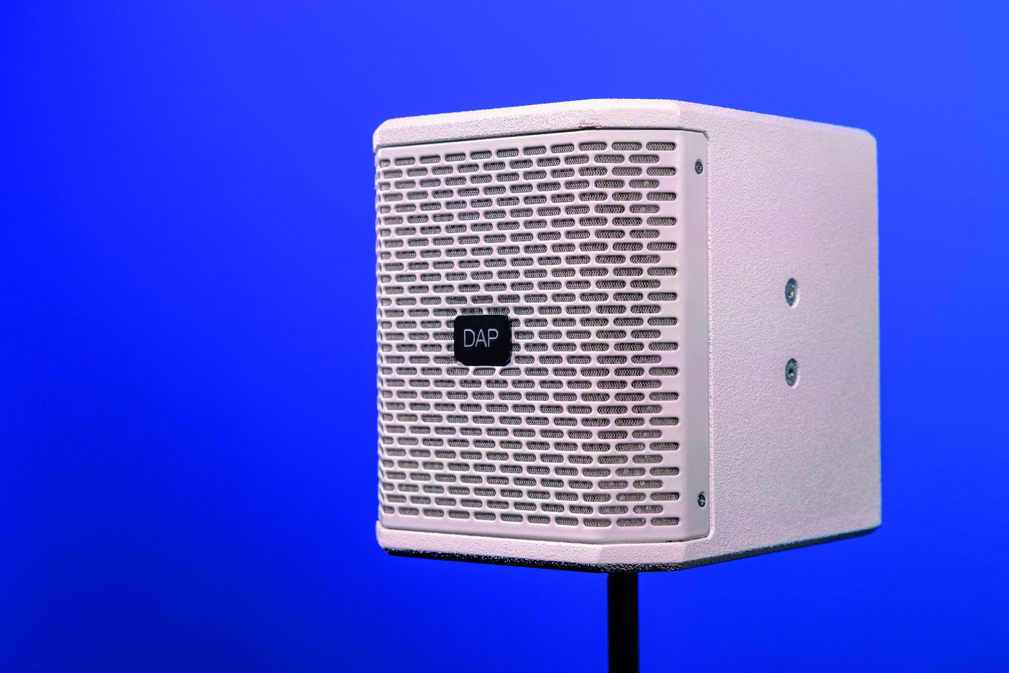 d3549_fx02_23 Пасивна инсталационна тонколона DAP Xi-5C 5″ бяла | AVStore